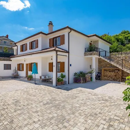 Apartment New Cosy Ivan *