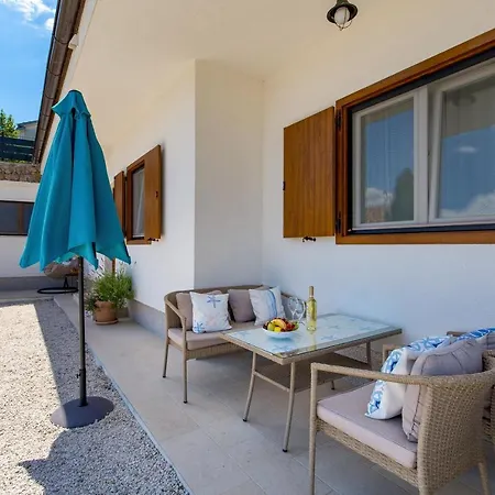 New Cosy Ivan Apartment *