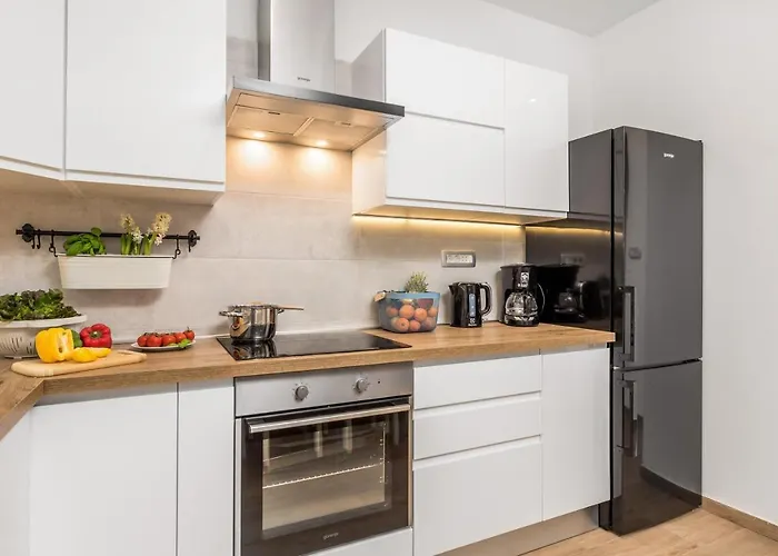 New Cosy Ivan أوباتيا