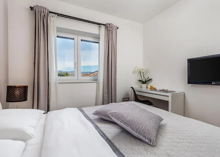 New Cosy Ivan Опатия