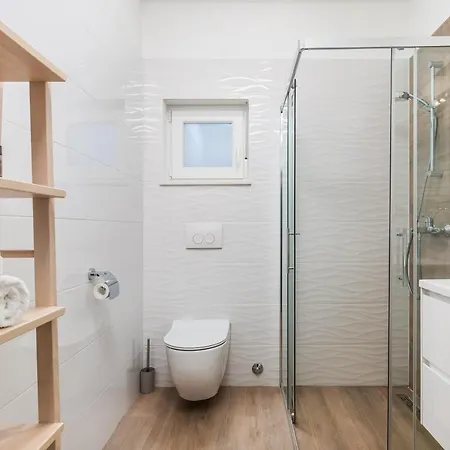 New Cosy Ivan Lägenhet *