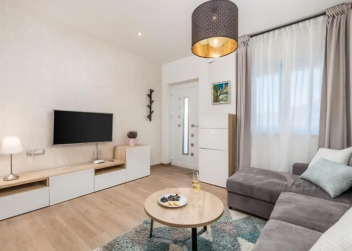 Apartment New Cosy Ivan *